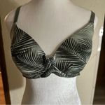 Kindly‎ Yours Sustainable Full Coverage Palm T Photo 2