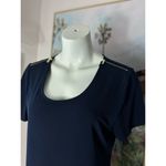 Carmen Marc Valvo  Navy Blue Zip Shoulder Short Sleeve Stretch Top Size Large Photo 3