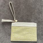 Bumble Bee clutch with wrist band. Color cream. Faux reptile design. Zip top Photo 5