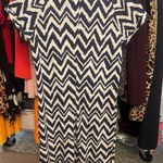 Lilly Pulitzer Palmer T-shirt Dress Navy and White Chevron Stripe Sz: XS Photo 2