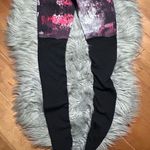 Alo Yoga Leggings In Ruby Red Smoke Size XS Photo 2