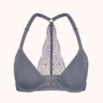 Lively Front Close T Photo 0