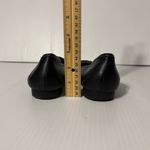 Mootsies Tootsies Black leather slip on loafers women size 8.5 Photo 5