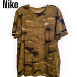 Nike Tan & Green Camo Tee M Photo 0