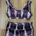 Two piece workout set snakeskin Purple Photo 1