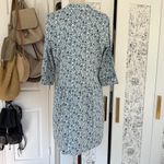 Tuckernuck bluebell ditsy floral button down Blue Size M Photo 11