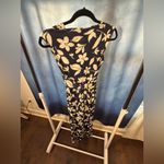 Eliza J Blue and White Sleeveless Floral Patterned Dress Photo 1