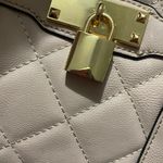 Apt. 9 Purse Photo 5