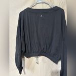 Balance Athletica  long sleeve Photo 1