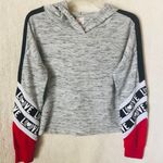 No Boundaries Pullover Hoodie Photo 0