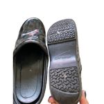 Dansko  Clogs Shoes Womens Size 38 Black Gray Animal Print Comfort Slip On Photo 5