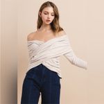Off the shoulder sweater Size M Photo 4