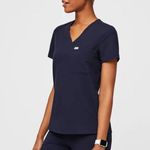 FIGS Women’s Catarina One Pocket Scrub Top Navy Blue Photo 1