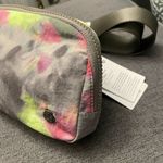 Lululemon RARE  - Everywhere 1 Liter Belt Bag Hyper Dye Multi/Rover - NWT Photo 8