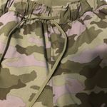 Lululemon athletica camo dusky lavender high rise 365 pants joggers women’s 6 Photo 3