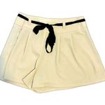 Monteau Women’s Beige Shorts Size Medium Photo 0