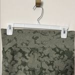 Gymshark Adapt Camo Seamless Shorts Size Large Photo 3