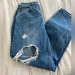 Forever 21 Medium wash distressed jeans Photo 6