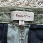 Rewind  Women’s Pants Juniors Size 17 Green Camouflage Print Pockets Photo 3
