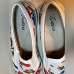 Trotters Floral Alright‎ Sneaker, 8N Size 8 Photo 6