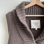 Abercrombie & Fitch Vintage Bella Swan Vibes Brown Sleeveless Sweater Vest Photo 4