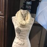 Charlotte Russe scarf Beige Photo 2