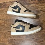 Nike  Air Jordan 1 Low Photo 5