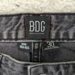 BDG  Mom‎ High-rise Jeans Black Wash Women's 30 100% Cotton Rigid Denim Tapered Photo 6