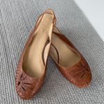 Vintage I Love Comfort Tan Leather Cutout Detail Slingback Flats Size 7.5 Photo 9