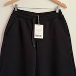 Everlane  Luxe Fleece Wide-Leg Sweatpant in Black, Size Small Photo 6