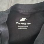 Nike Graphic T-shirt Photo 1