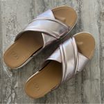 UGG NEW  Leather Platform Slide Sandals Size 6M New without Box Retail $110 Photo 4