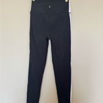 Electric yoga Women's Black and White Strappy Sports Bra Photo 5