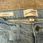 Universal Threads Universal Thread Light Wash High Rise Flare Jeans Size 10 Photo 3