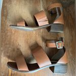 Steve Madden Y2K Tan Leather Sandals – Block Heel Zip Back Strappy 10M Photo 3