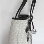 Michael Kors (2pcs) New York City Jet MD Carryall Photo 8