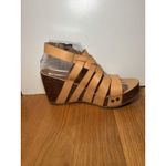 Blowfish Malibu Sandals Womens Size 8.5 Tan Wedge Cork Platform Strappy Buckle Photo 3