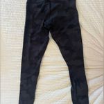 Lululemon Athletica Black Camouflage Leggings wunder under Photo 1