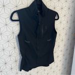 On Running Weather Vest Women’s Black Size XS Photo 5