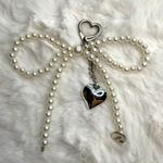 White Bowknot Heart Sweet Charm Pearl Bow Bag Charm Fashion Charm Photo 1