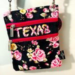 Robin Ruth  Rose of Texas Small Purse/Travel Bag Photo 0
