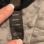 Graphic print medium women's sunflower shirt black short sleeve pre owned Photo 5