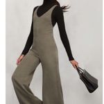 Reformation  Janine Jumpsuit Romper V Neck Green Size 0 Photo 0