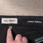 DL1961  Mara Instaculpt Straight Ankle Studded Ocean Black Jeans Size 28 Photo 3