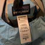Patagonia Raincoat Photo 1