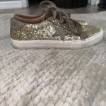 Not Rated 2/$20  Women's ILLANA Fashion Sneaker Gold Star Glitter Photo 5