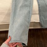 Edikted Raelyn Low Rise Light Wash Jeans XS Photo 3