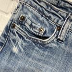 Refuge Distressed Denim 3L Photo 4