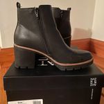 Naturalizer Madalynn Gore Booties Photo 1