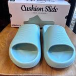 32 Degrees Heat 32 Degrees womens lightweight cushioned sole slip on slides sandals green L Photo 4